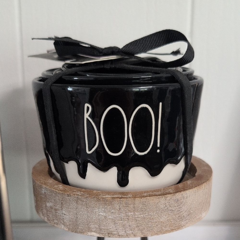 RAE DUNN HALLOWEEN "DRIP" MEASURING CUPS